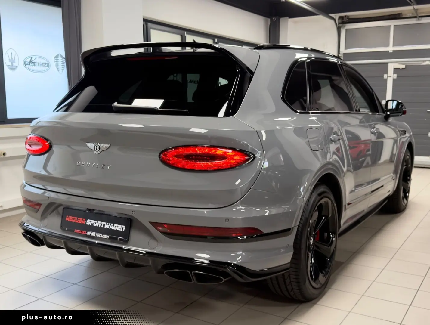 BENTLEY BENTAYGA V8 S CARBON NAIM MASSAGE PANO FULL!
