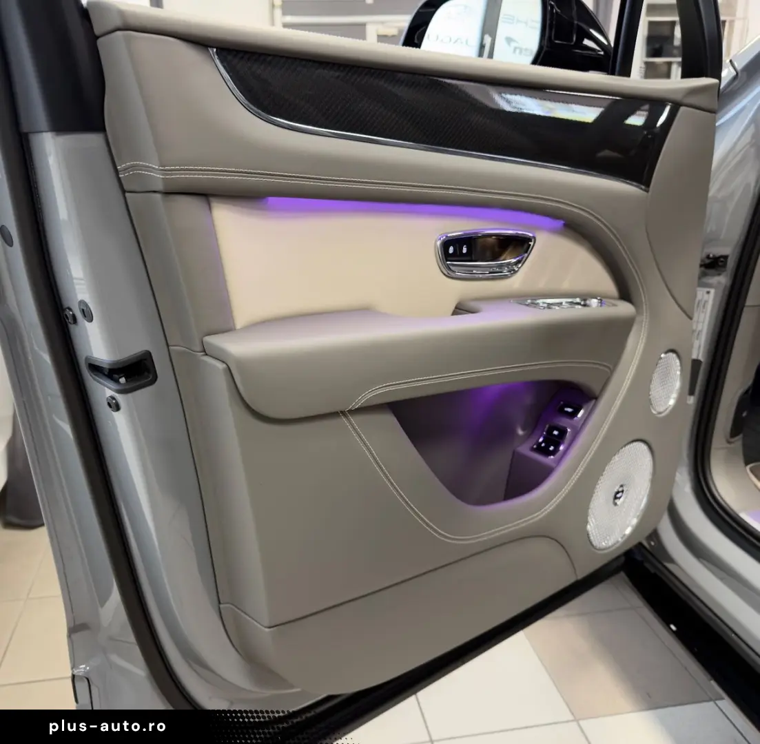 BENTLEY BENTAYGA V8 S CARBON NAIM MASSAGE PANO FULL!