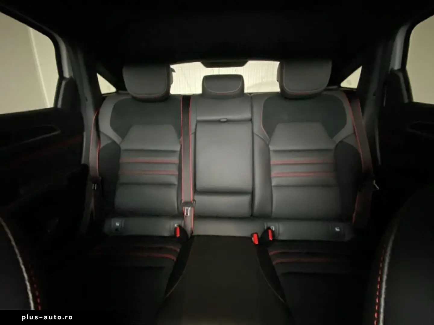 RENAULT ARKANA 1.3 TCe MHEV 160CP RS Line EDC