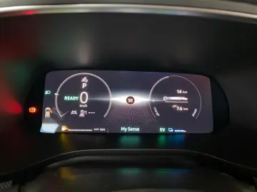 RENAULT ARKANA 1.6 E-Tech 145 techno