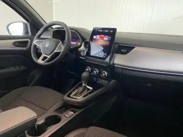 RENAULT ARKANA 1.6 E-Tech 145 techno