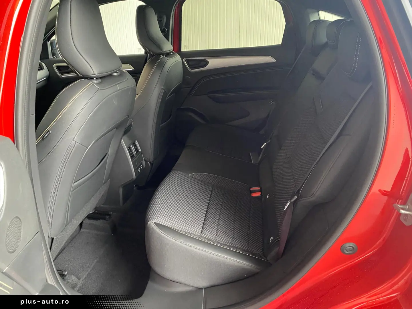 RENAULT ARKANA 1.6 E-Tech 145 techno