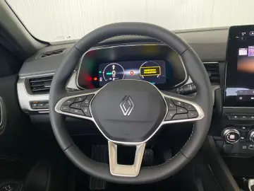 RENAULT ARKANA 1.6 E-Tech 145 techno