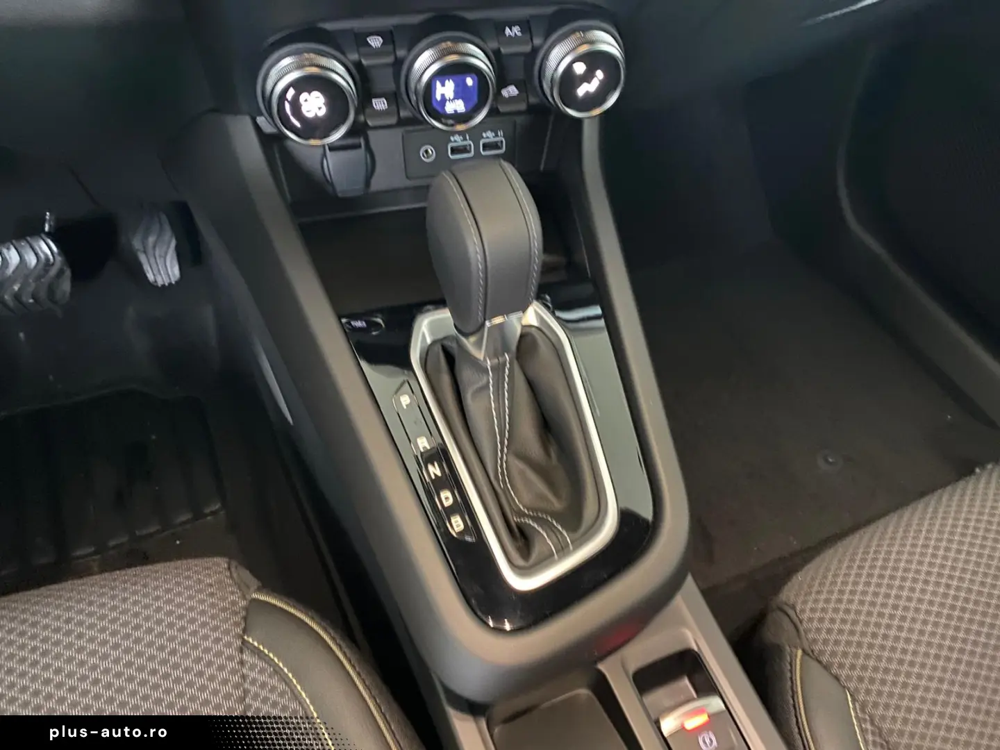 RENAULT ARKANA 1.6 E-Tech 145 techno