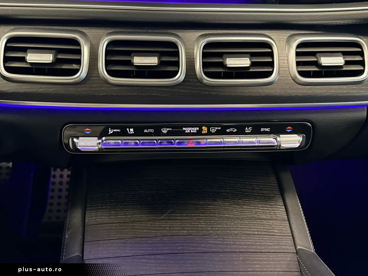 Mercedes-Benz GLE 400 AMG-LINE Burmester ACC