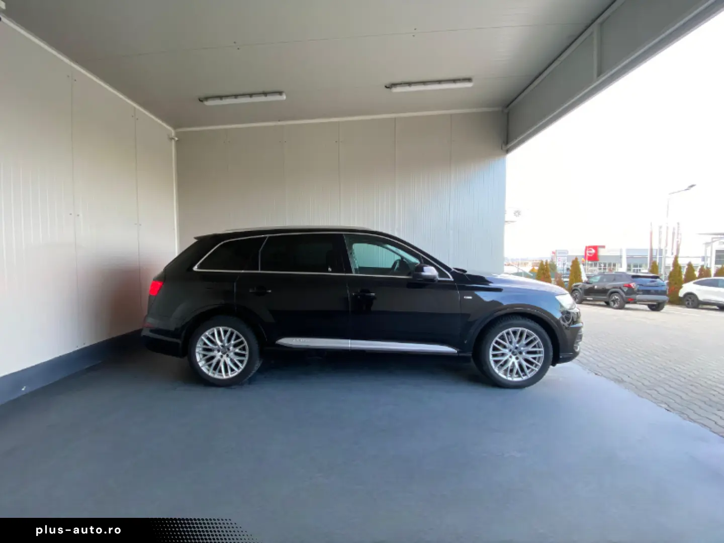 AUDI Q7 3.0 TDI 272CP tiptronic quattro