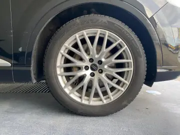 AUDI Q7 3.0 TDI 272CP tiptronic quattro