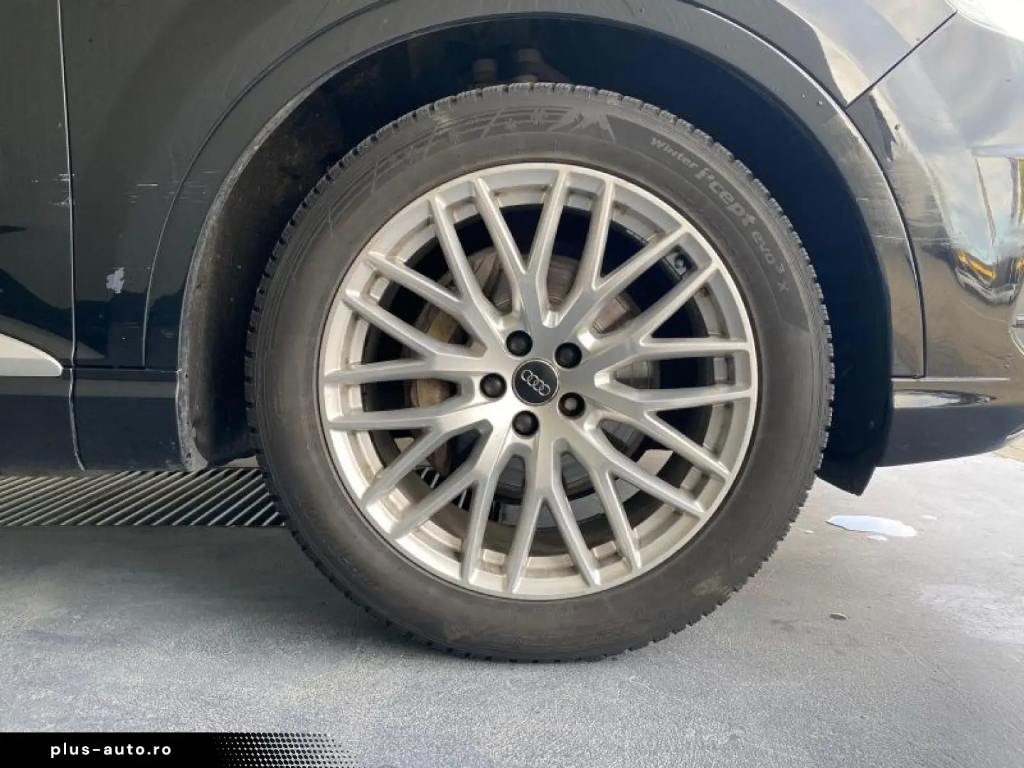 AUDI Q7 3.0 TDI 272CP tiptronic quattro