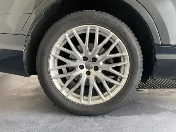 AUDI Q7 3.0 TDI 272CP tiptronic quattro