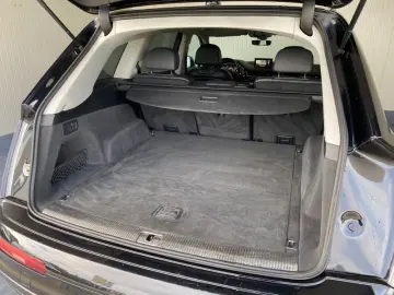 AUDI Q7 3.0 TDI 272CP tiptronic quattro