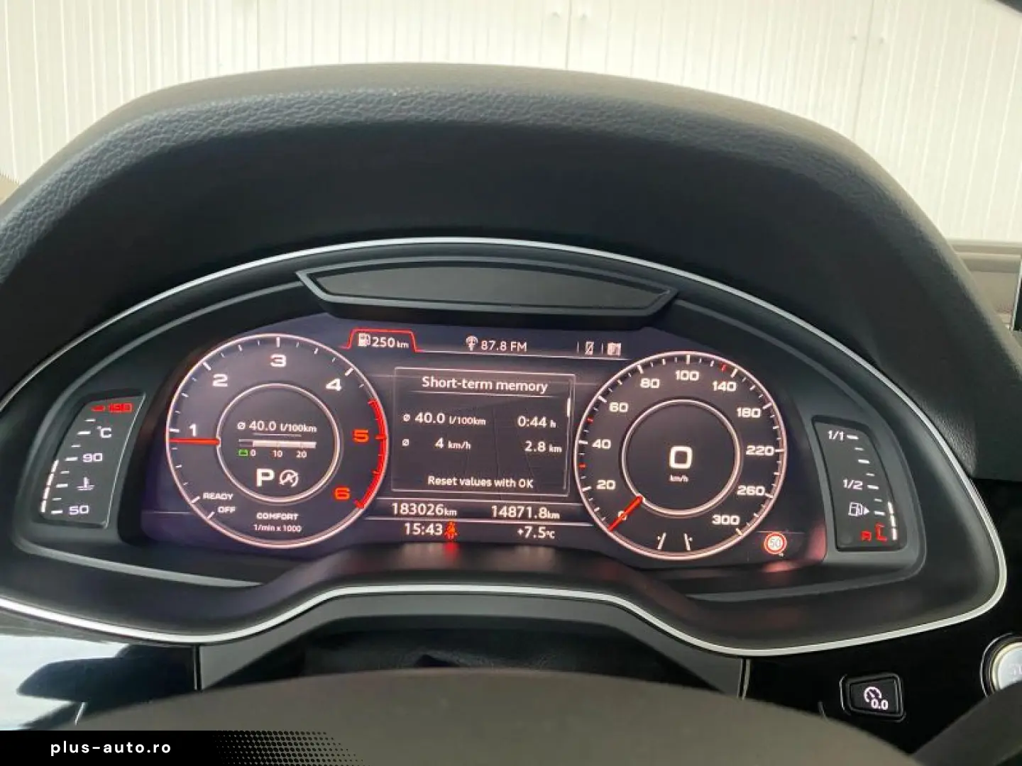 AUDI Q7 3.0 TDI 272CP tiptronic quattro