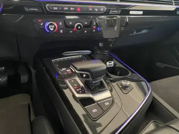 AUDI Q7 3.0 TDI 272CP tiptronic quattro
