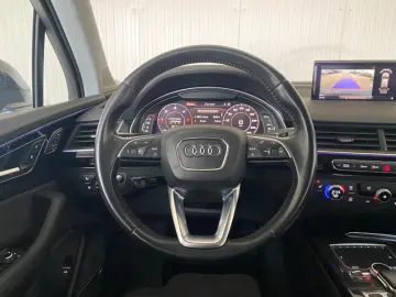AUDI Q7 3.0 TDI 272CP tiptronic quattro