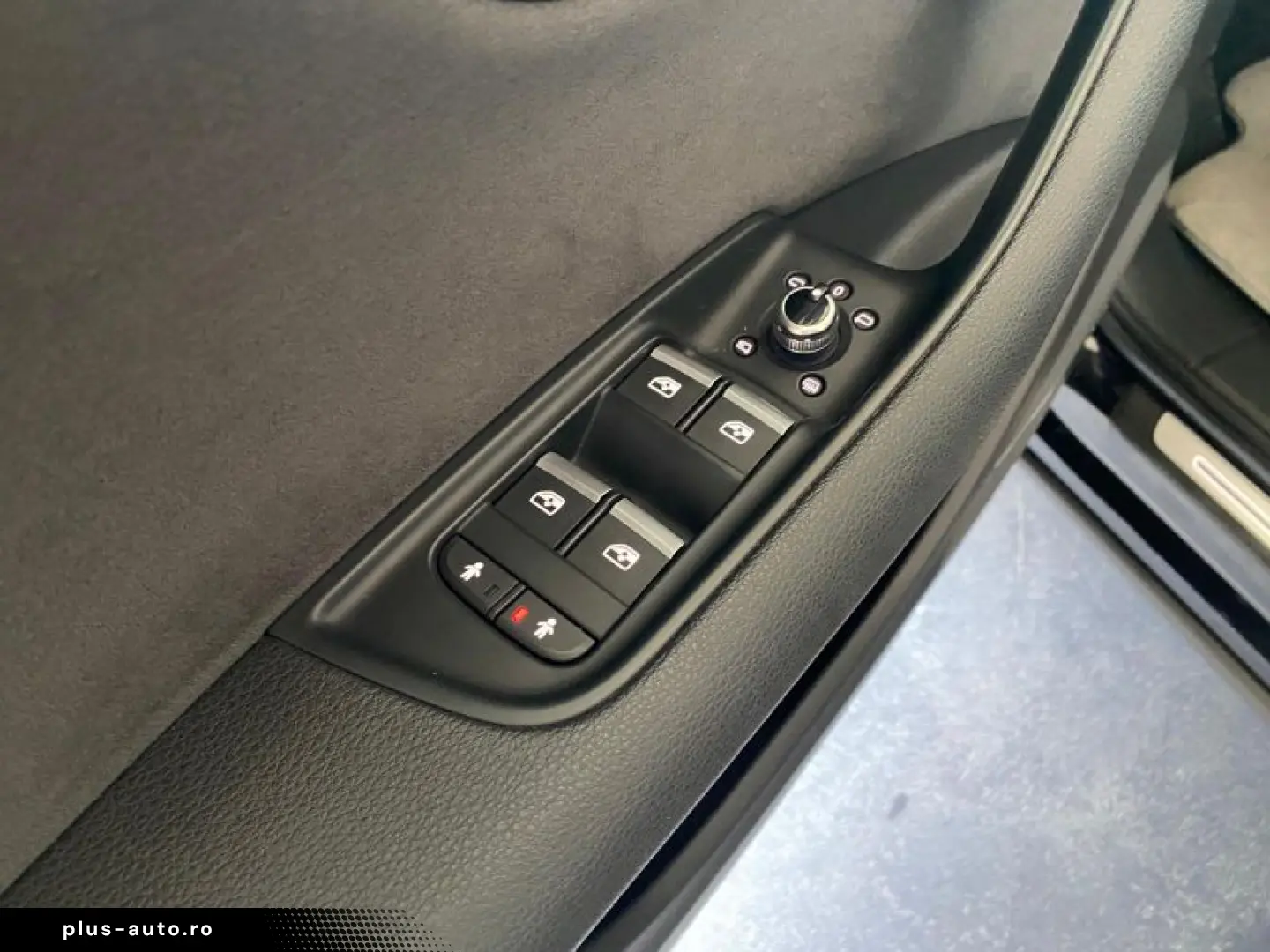 AUDI Q7 3.0 TDI 272CP tiptronic quattro