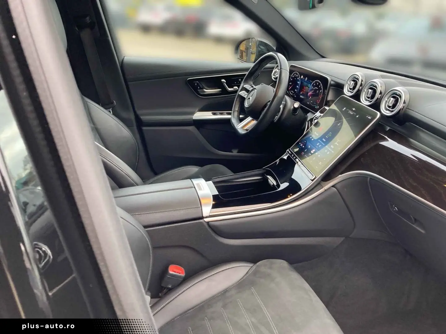 MERCEDES-BENZ GLC 300 4M AMG MBUX Night 360  AHK Mem&hellip;