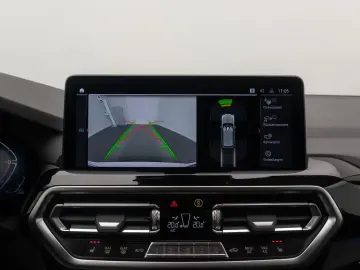 BMW X3 xD20i Kamera DAB Laser HiFi Komfort Sport 18