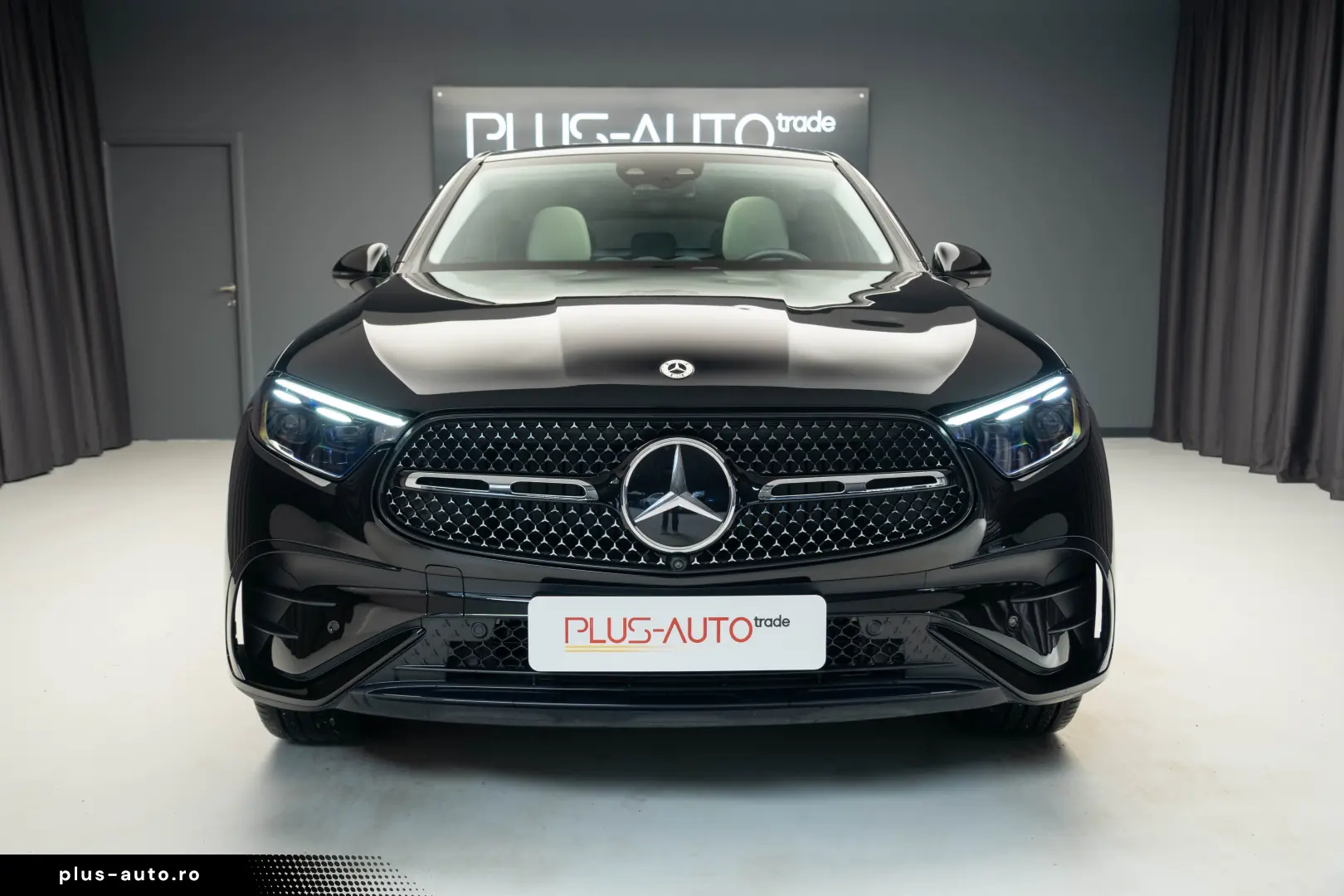 Mercedes Benz GLC 220d 4Matic AMG  Pano HUD Burmester Vent