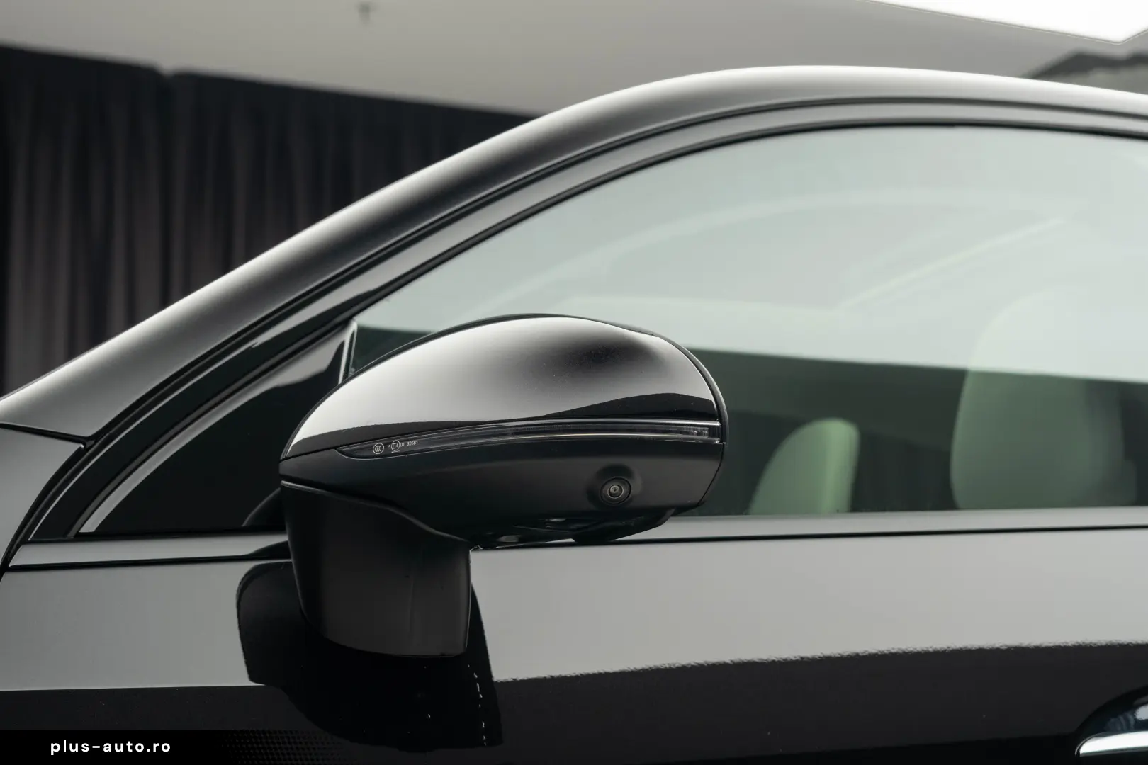 Mercedes Benz GLC 220d 4Matic AMG  Pano HUD Burmester Vent