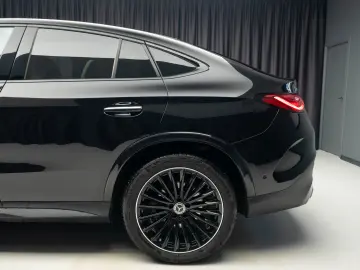 Mercedes Benz GLC 220d 4Matic AMG  Pano HUD Burmester Vent