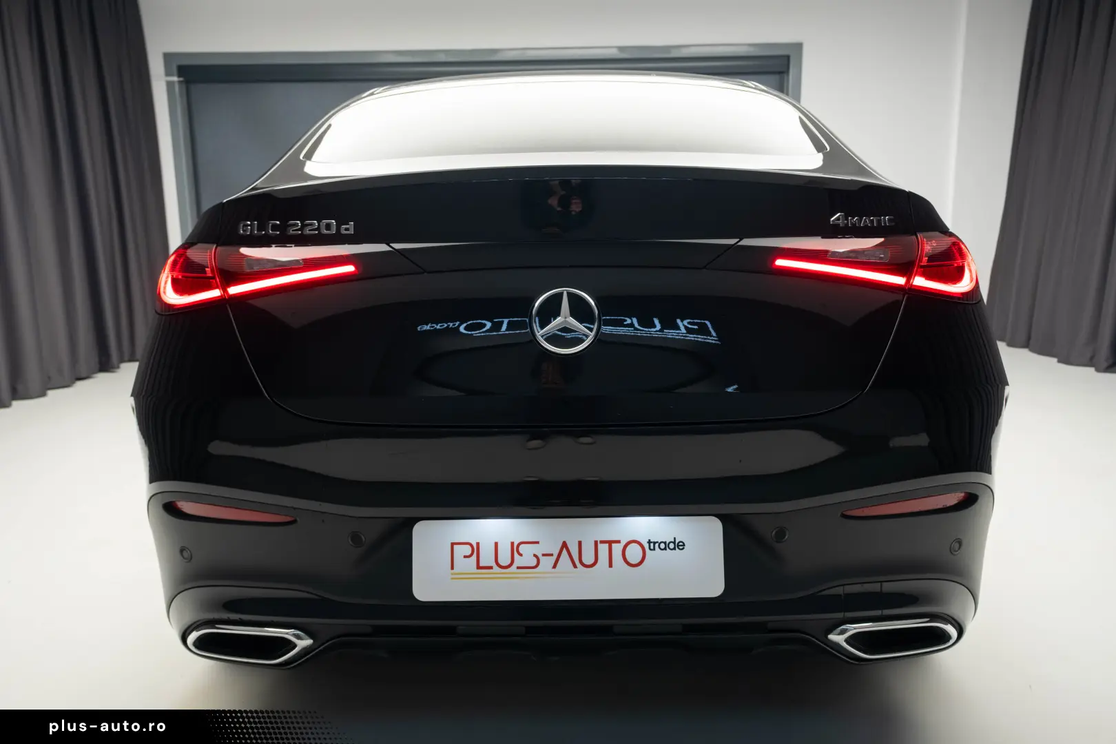 Mercedes Benz GLC 220d 4Matic AMG  Pano HUD Burmester Vent