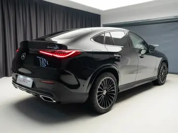 Mercedes Benz GLC 220d 4Matic AMG  Pano HUD Burmester Vent