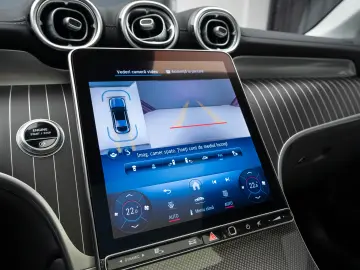 Mercedes Benz GLC 220d 4Matic AMG  Pano HUD Burmester Vent