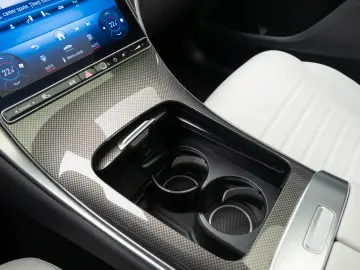 Mercedes Benz GLC 220d 4Matic AMG  Pano HUD Burmester Vent