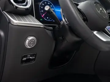 Mercedes Benz GLC 220d 4Matic AMG  Pano HUD Burmester Vent