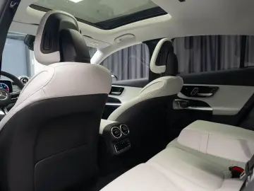 Mercedes Benz GLC 220d 4Matic AMG  Pano HUD Burmester Vent