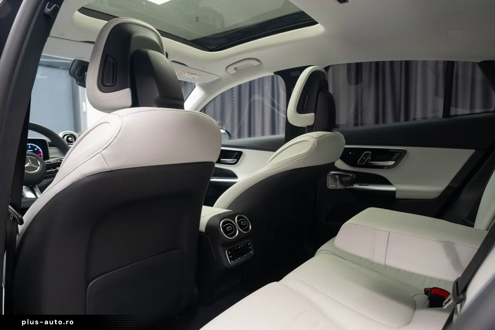 Mercedes Benz GLC 220d 4Matic AMG  Pano HUD Burmester Vent