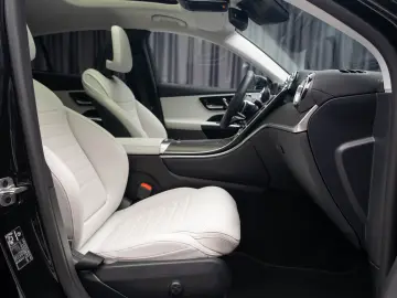 Mercedes Benz GLC 220d 4Matic AMG  Pano HUD Burmester Vent