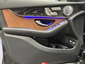 Mercedes-Benz GLC 300 4M