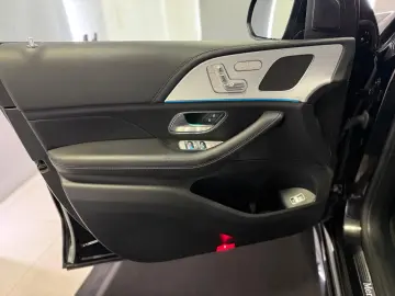 MERCEDES-BENZ GLE 400 d 4M AMG PANO HUD AIRMATIK AHK 22 ZOLL