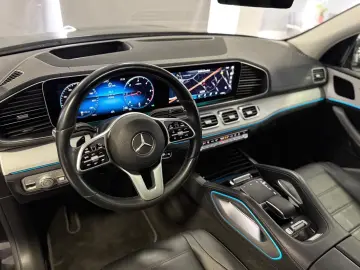 MERCEDES-BENZ GLE 400 d 4M AMG PANO HUD AIRMATIK AHK 22 ZOLL