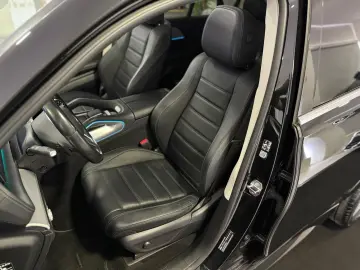 MERCEDES-BENZ GLE 400 d 4M AMG PANO HUD AIRMATIK AHK 22 ZOLL