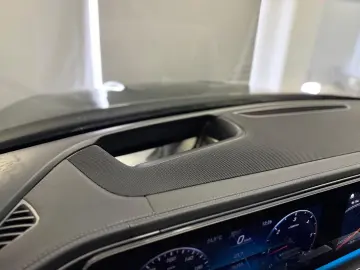 MERCEDES-BENZ GLE 400 d 4M AMG PANO HUD AIRMATIK AHK 22 ZOLL