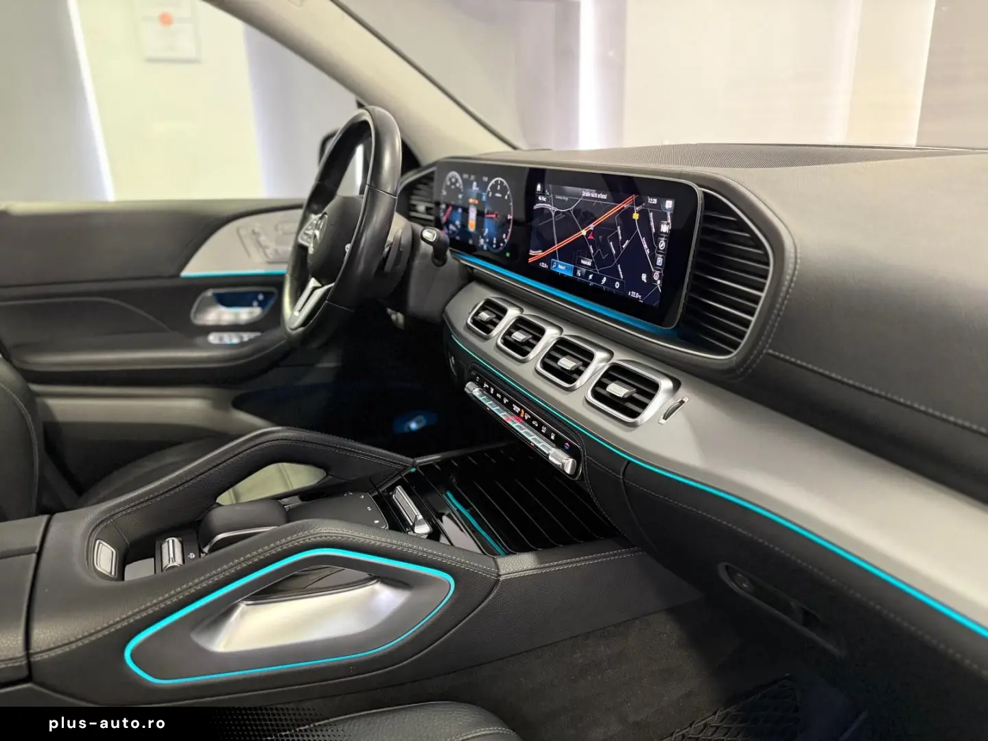 MERCEDES-BENZ GLE 400 d 4M AMG PANO HUD AIRMATIK AHK 22 ZOLL
