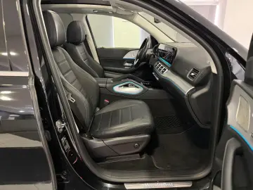 MERCEDES-BENZ GLE 400 d 4M AMG PANO HUD AIRMATIK AHK 22 ZOLL
