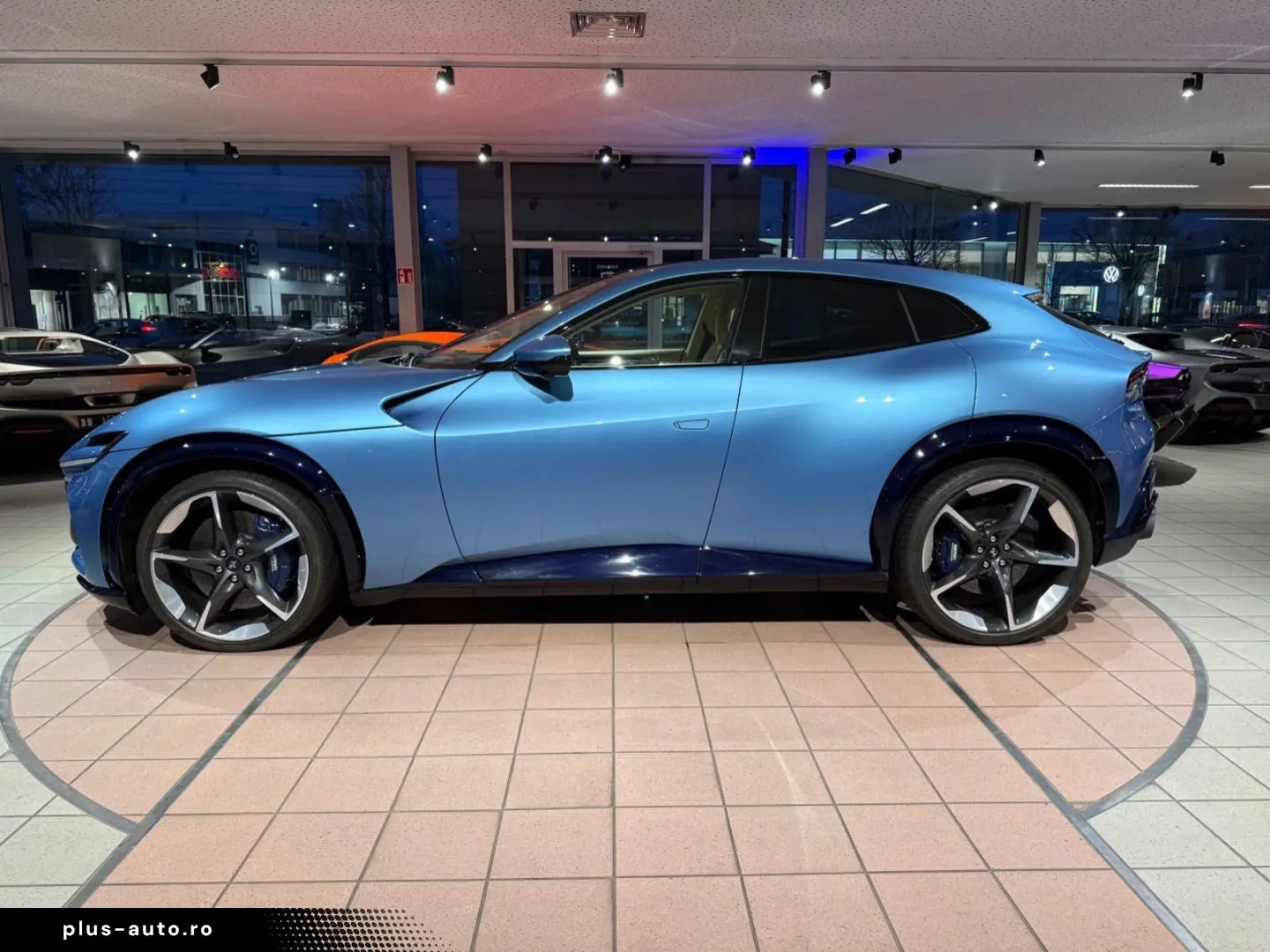 FERRARI Purosangue V12 FULL-CARBON-BLUE PANORAMA