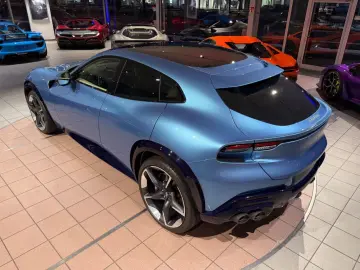 FERRARI Purosangue V12 FULL-CARBON-BLUE PANORAMA