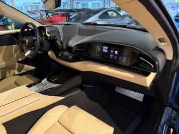 FERRARI Purosangue V12 FULL-CARBON-BLUE PANORAMA