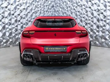 FERRARI Purosangue Cuoio Carbon