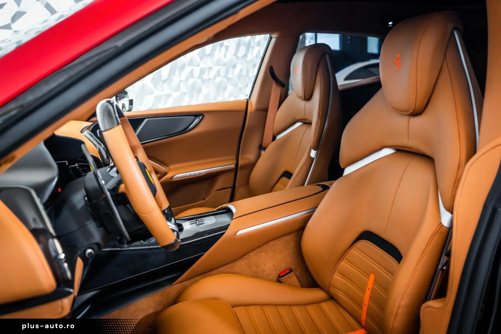 FERRARI Purosangue Cuoio Carbon