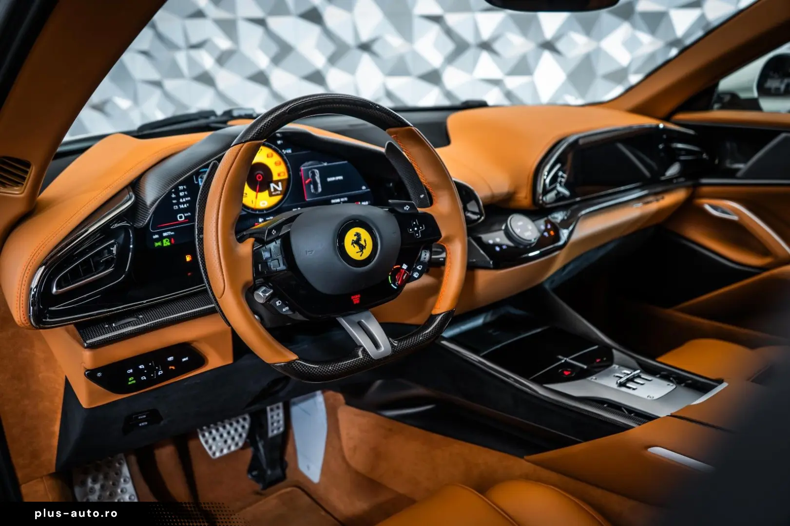 FERRARI Purosangue Cuoio Carbon