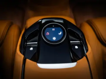 FERRARI Purosangue Cuoio Carbon