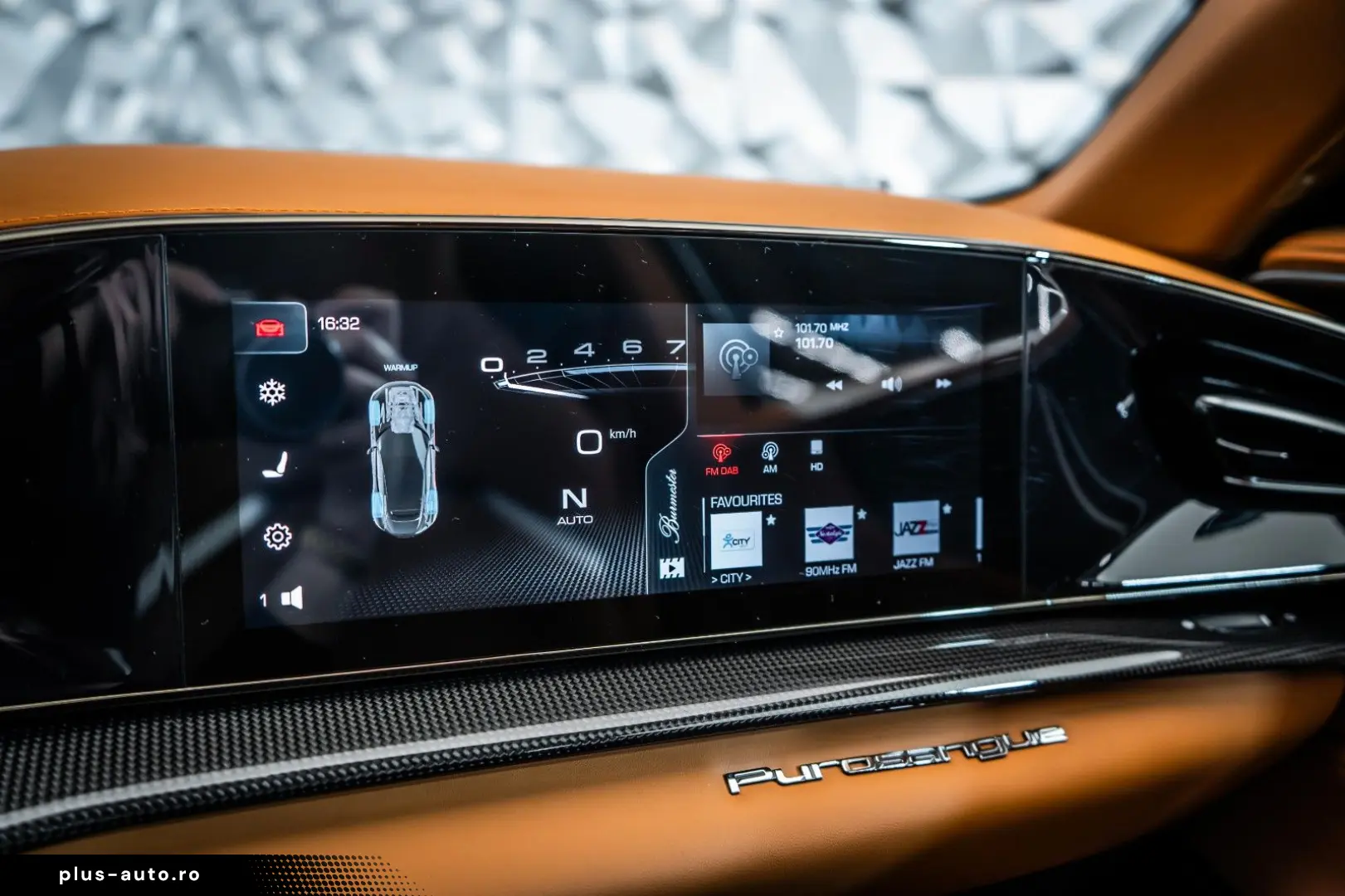 FERRARI Purosangue Cuoio Carbon