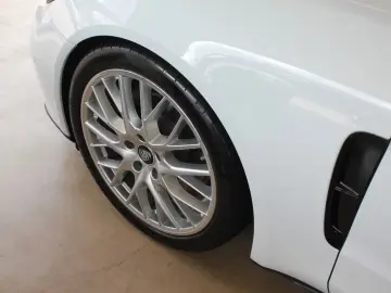 Porsche Panamera SportChrono Panorama 360  Ambiente GRA