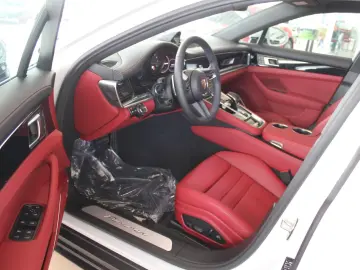 Porsche Panamera SportChrono Panorama 360  Ambiente GRA
