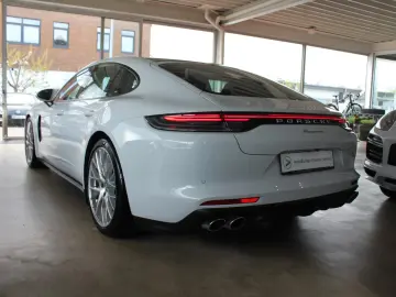 Porsche Panamera SportChrono Panorama 360  Ambiente GRA