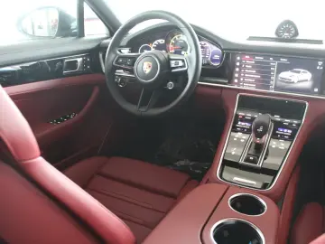 Porsche Panamera PlatinumEdition SportChrono Sportabgas